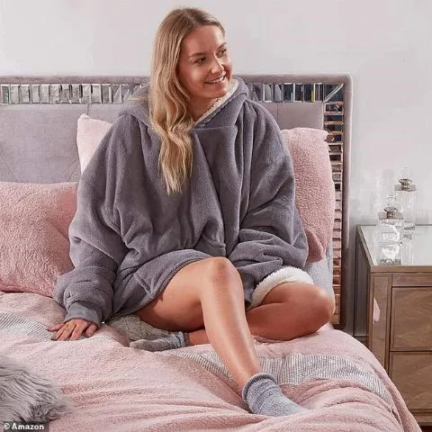 Huggle Hoodie polár kapucnis takaró