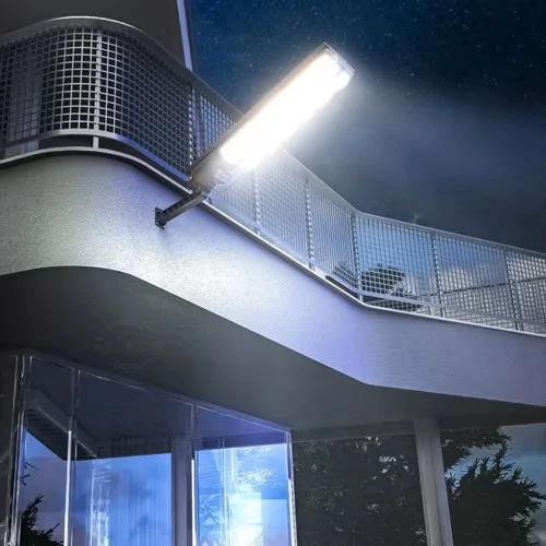 Worthair falra szerelhető, IP65 időjárásálló, napelemes kültéri lámpa - 0 energiafogyasztású, környezettudatos kültéri világítás 180 COB LED-del