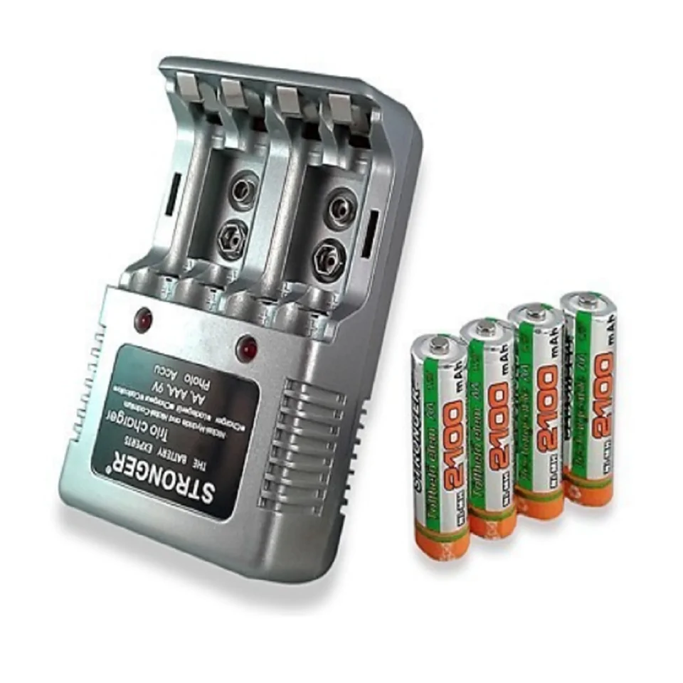 Univerzális elemtöltő + 4 db tölthető 2100mAh ceruza akku