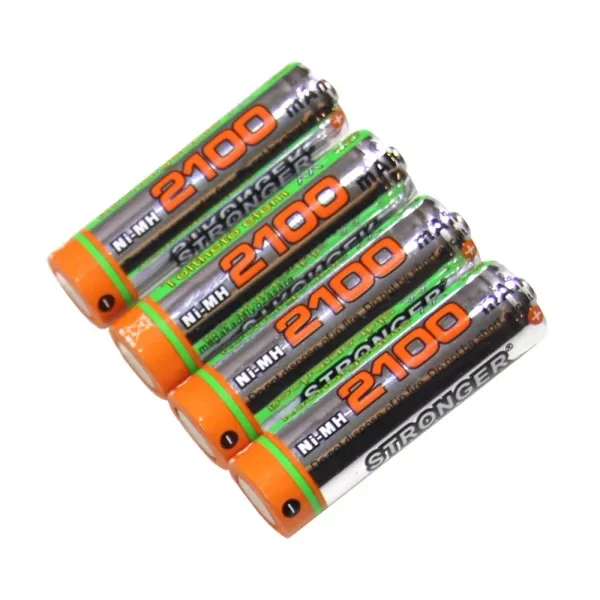 Univerzális elemtöltő + 4 db tölthető 2100mAh ceruza akku