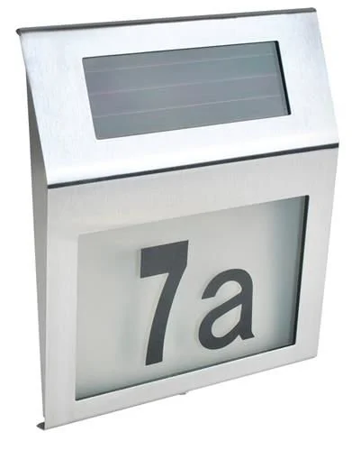 Napelemes LED házszámtábla - automatikus világítás és könnyű felszerelés a tökéletes láthatóságért