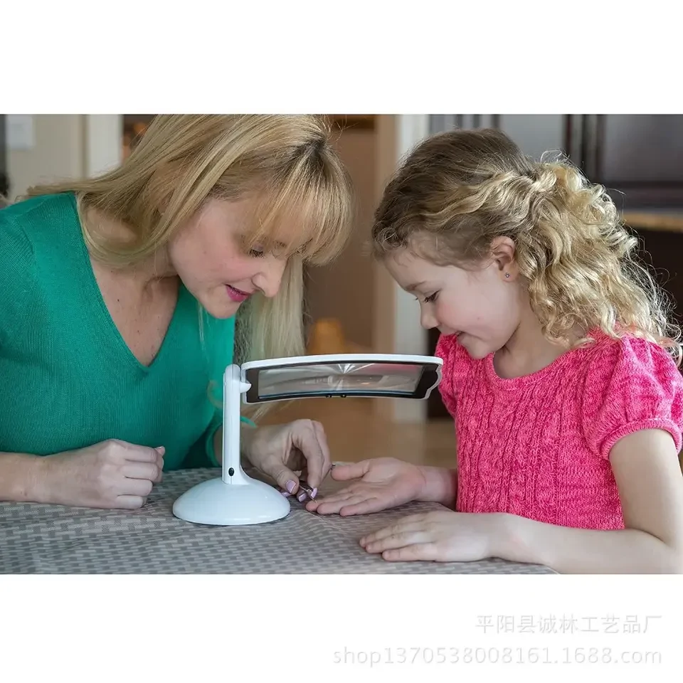 LED-es nagyító állvánnyal – 3x-os nagyítással