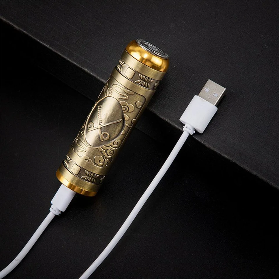 Kompakt méretű Retro körkéses, USB gravírozott villanyborotva tisztítókefével
