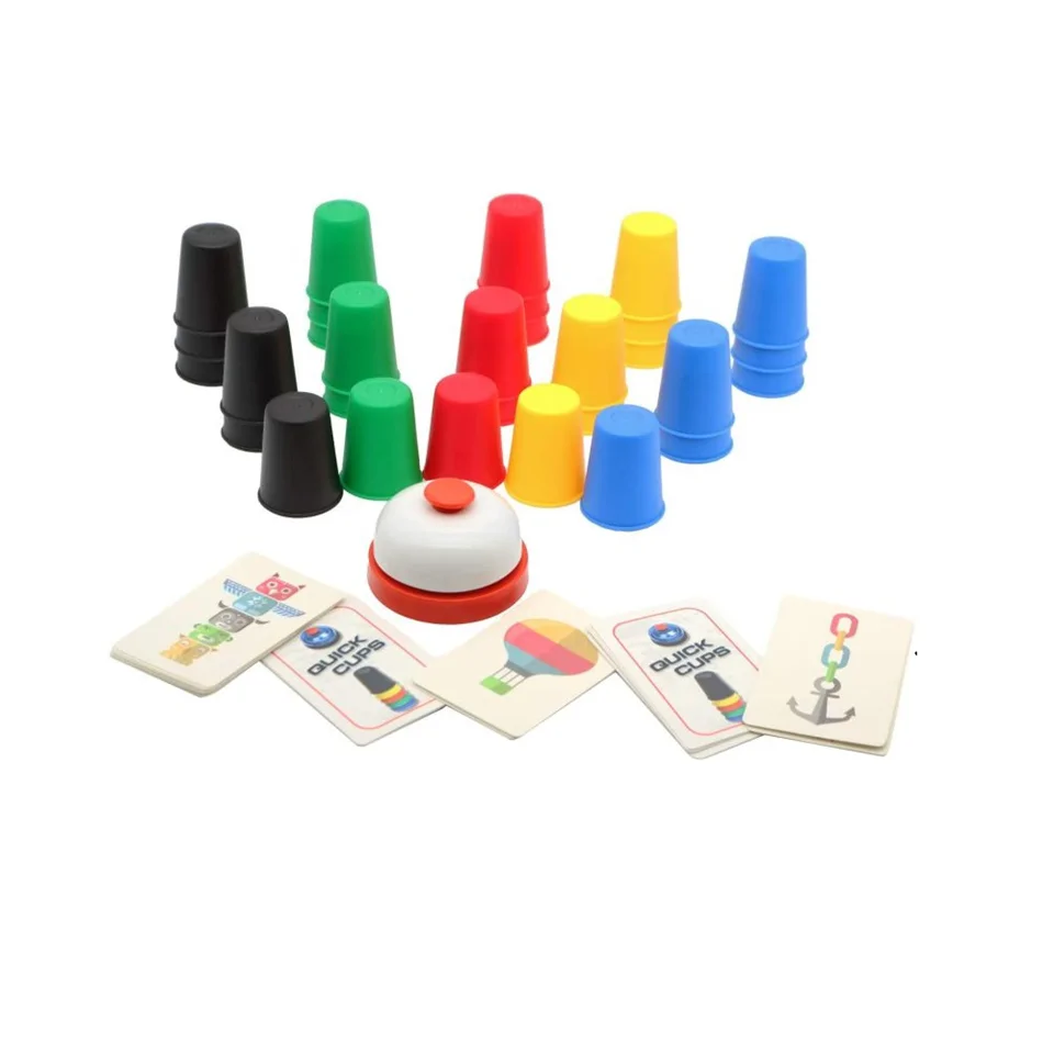 Quick cups - ügyességi társasjáték 24 színes pohárral, csengővel és kártyákkal