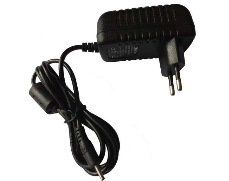 Tápegység kamerákhoz, LED szalagokhoz, DC12V adapter - kültéri és beltéri használatra