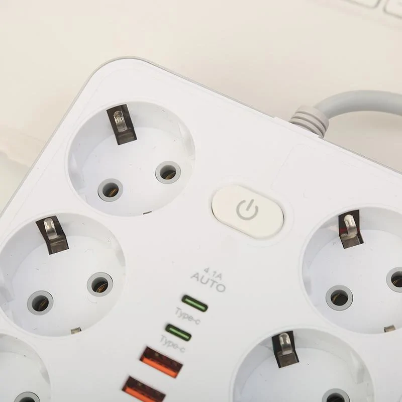 Q605 6-os 220V USB A+C elosztó (2 méter)