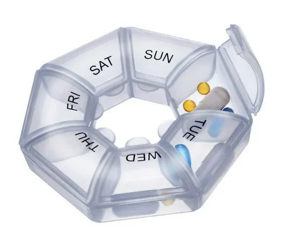 Kerek gyógyszeradagoló doboz heti kiosztással