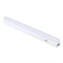 700 lumen fényerejű, 57 cm-es T5 LED fénycső armatúrával és hálózati csatlakozóval 8W