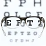 One power univerzális olvasószemüveg +0.5 és +2.5 között állítható dioptriával - flex focus optics technológia